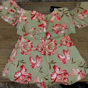 ***FASHION NOVA ROMPER